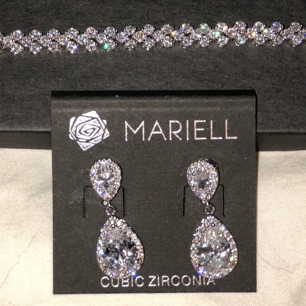 Teardrop earrings (Bracelet no longer available)